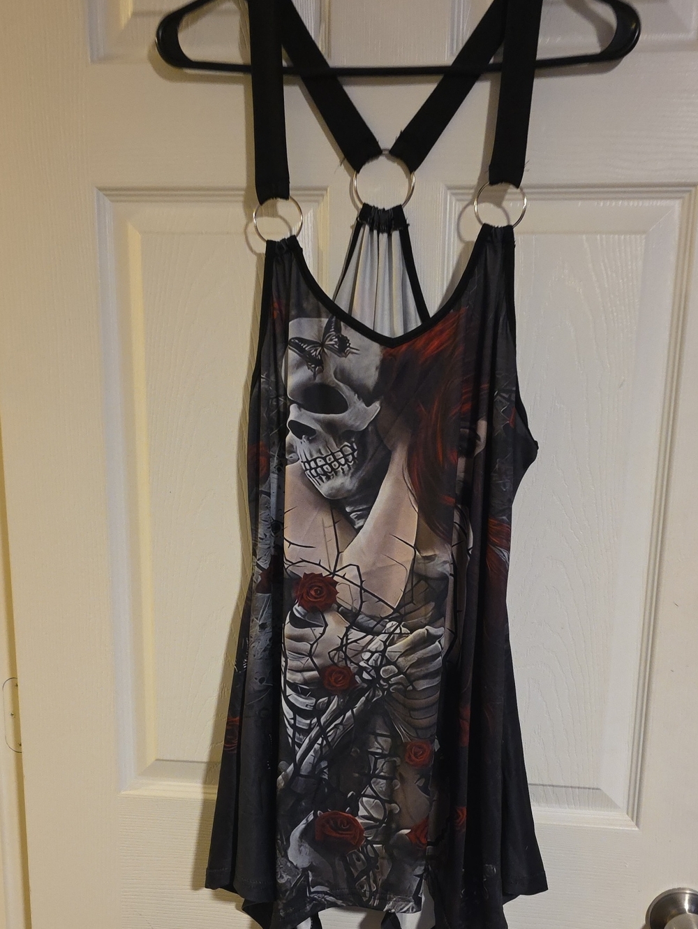 SHEIN Black Tank Top with Red Rose & Skull Graphic